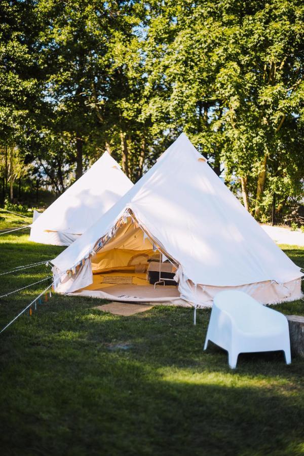 Готель Glamping Mella Muiza Юрмала Екстер'єр фото